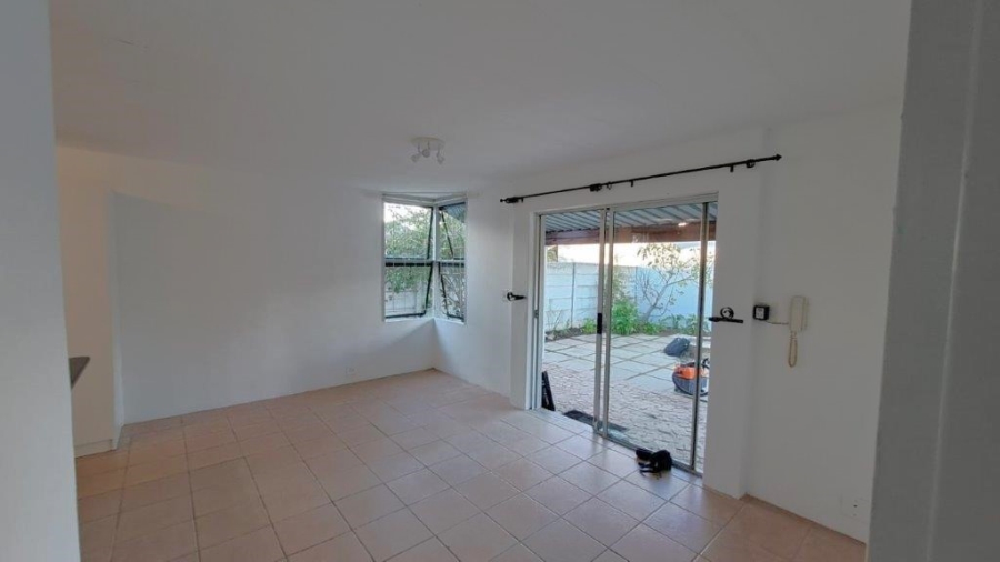To Let 2 Bedroom Property for Rent in Onverwacht Western Cape